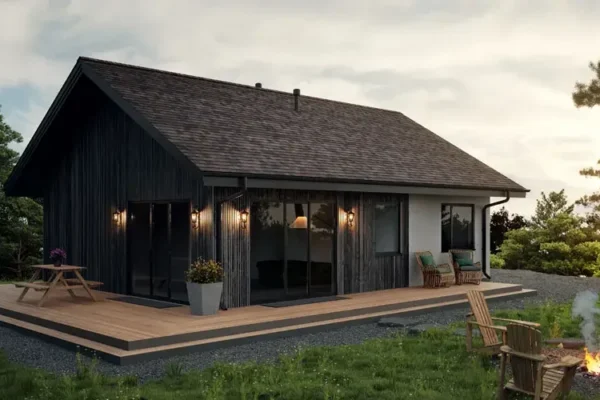 Maison moderne avec terrasse en bois, forêt environnante.